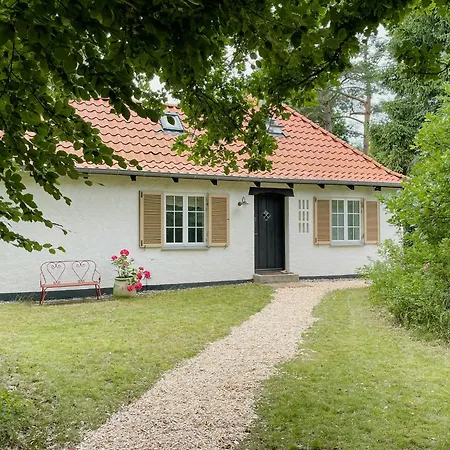 Feriehus Charming 1930s Near