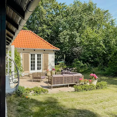 Charming 1930s Near Hornbæk