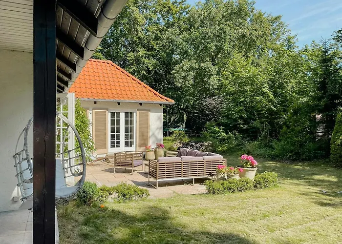 Charming 1930s Near Hornbæk